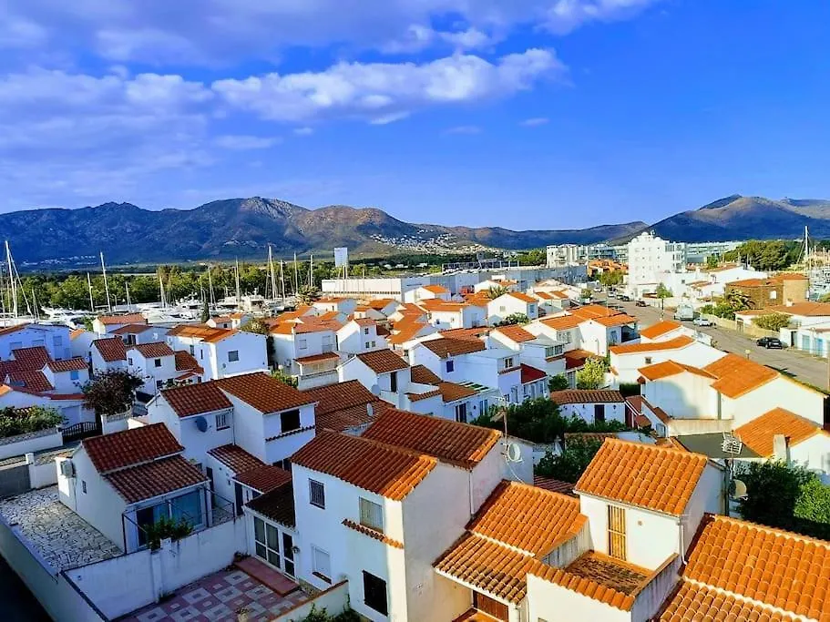 Estudio Con Vistas, Roses Apartment