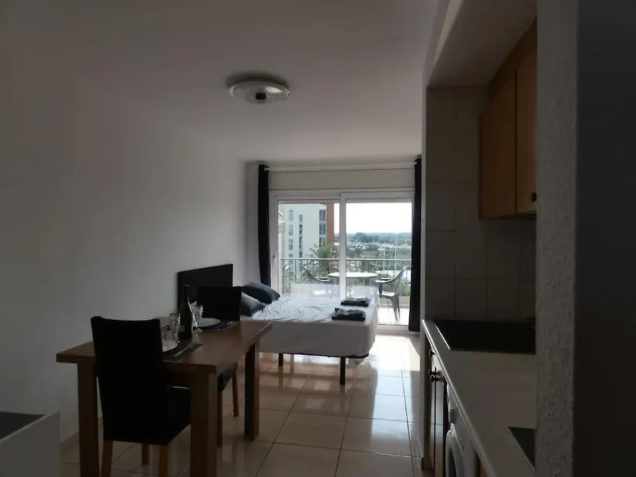 Estudio Con Vistas, Roses Apartment